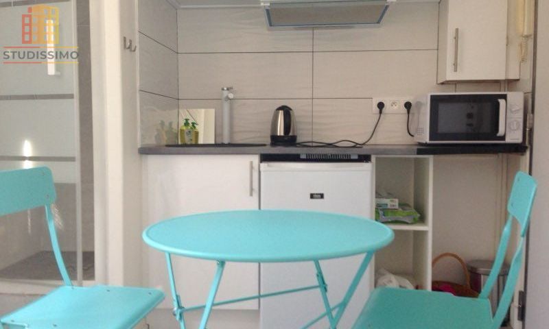 Chambre de bonne 8m² Paris 18e - Refaite à neuf - Photo 5