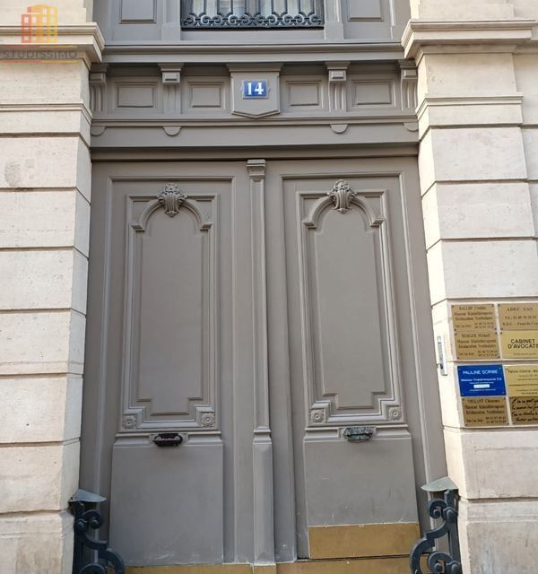 Chambre de bonne 6m² Paris 9e Moulin Rouge - Photo 1