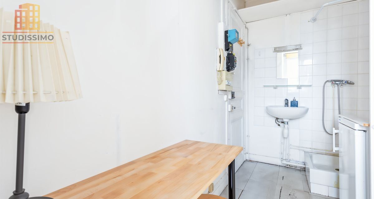 Studette 7m² Paris 7e Avenue de Suffren - Photo 6