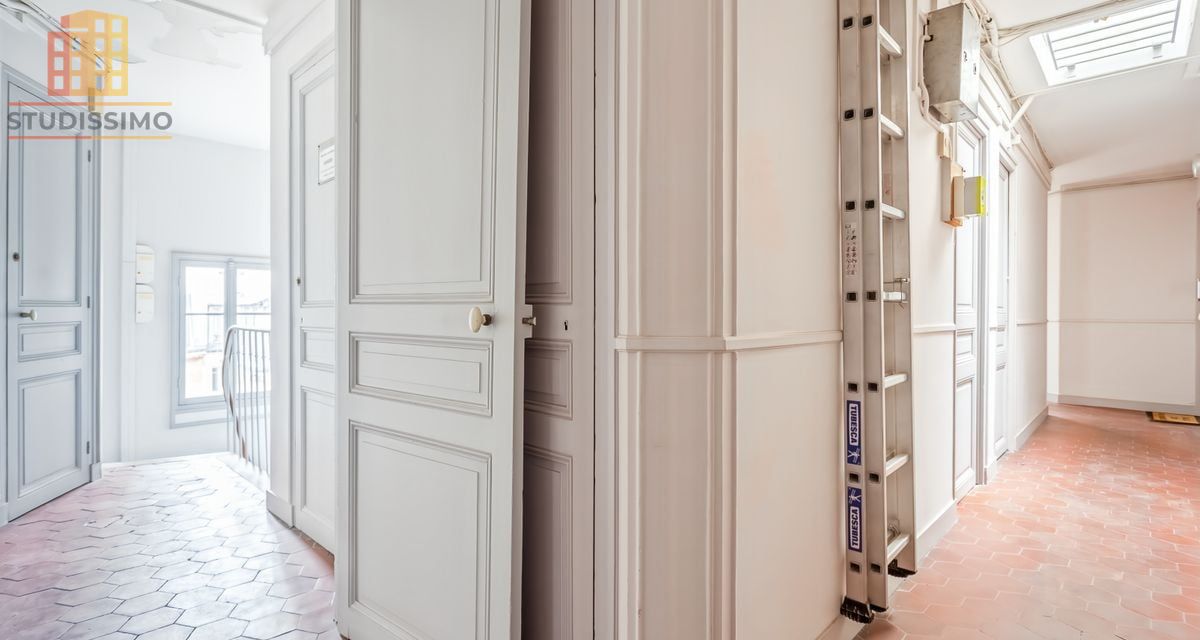 Studette 7m² Paris 7e Avenue de Suffren - Photo 5