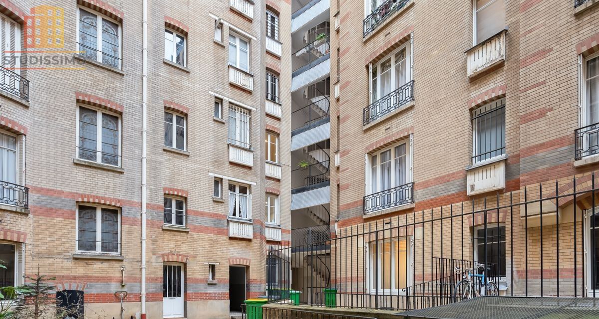 Studette 7m² Paris 7e Avenue de Suffren - Photo 1