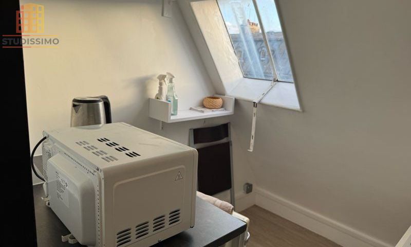 Chambre de bonne 6m² Paris 15e - Proche gare Montparnasse - Photo 2