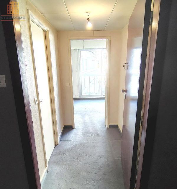 Studio 30m² Paris 18e - Immeuble de standing - Photo 7