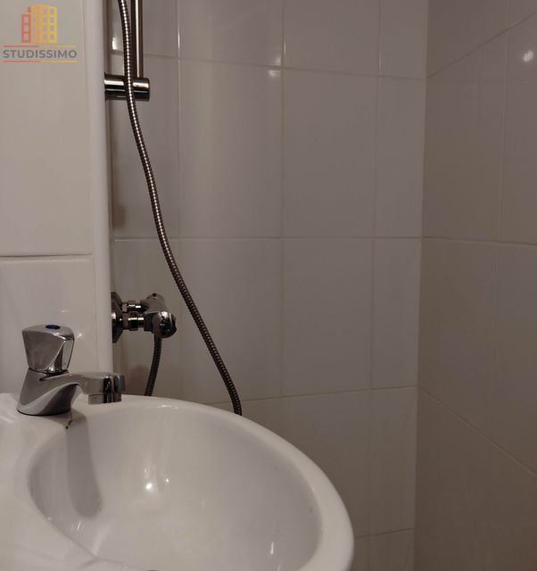 Studio 7m² Paris 17e - Rez-de-chaussée sur cour - Photo 10