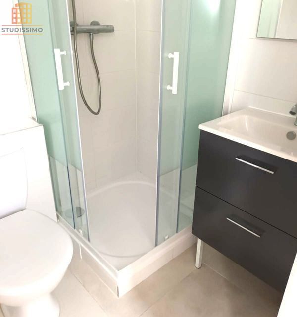 Studio 24m² Paris 17e - À 3 minutes de l'Étoile - Photo 1