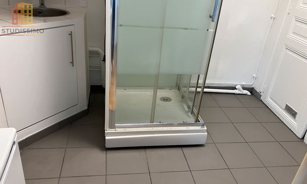 Chambre d'étudiant 11m² Paris 16e Passy - Ascenseur, gardienne - Photo 8