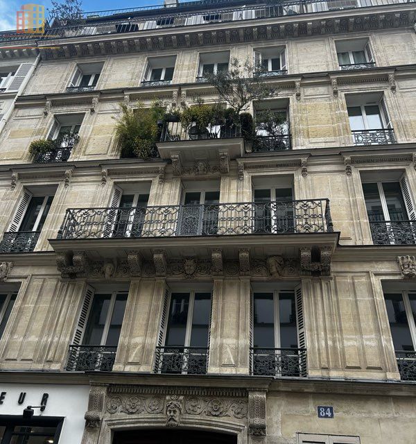 Chambre de bonne 12m² Paris 9e Rue Blanche - Photo 1