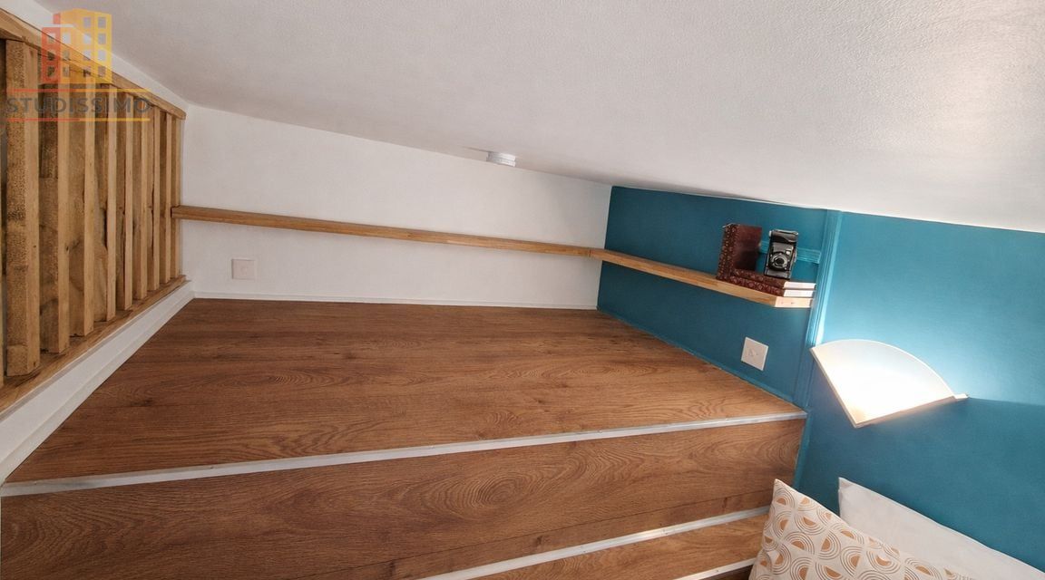 Studio 30m² Paris 10e Canal Saint-Martin - Mezzanine - Photo 8