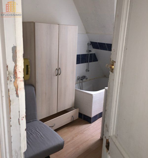 Chambre de service 7m² Paris 16e - Photo 1