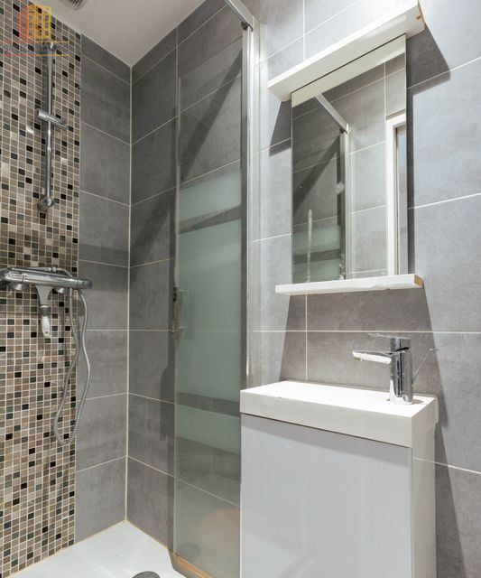 Studio 13m² Paris 8e - À 150m de la gare Saint-Lazare - Photo 4