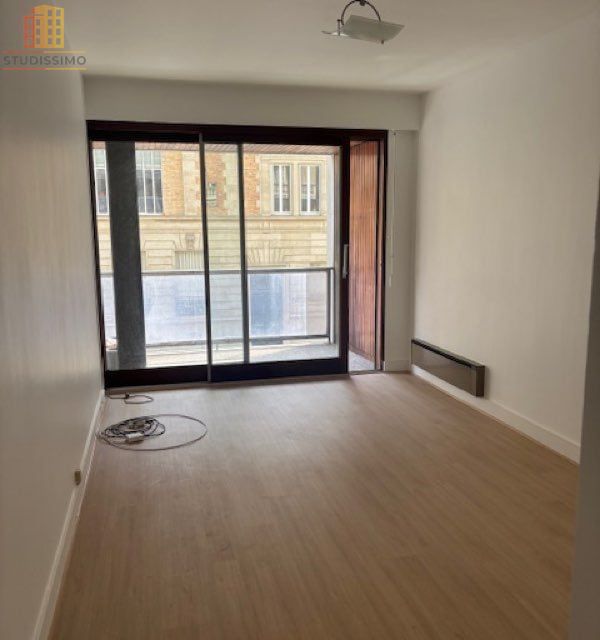 Studio 22m² Paris 17e - Balcon - Photo 14