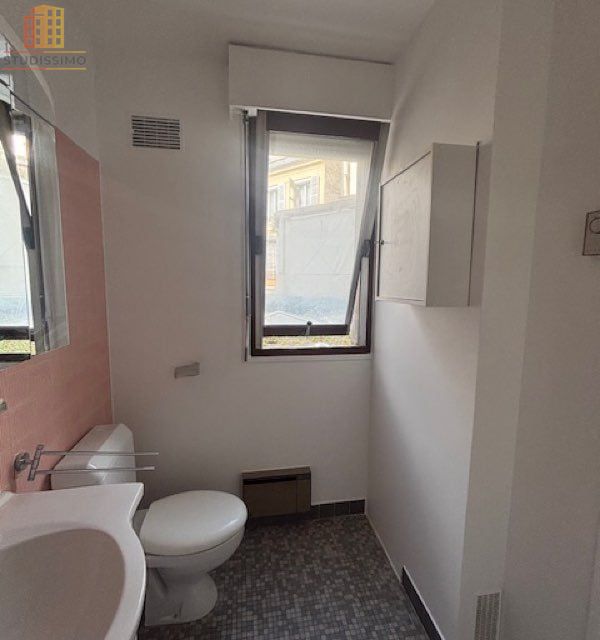 Studio 22m² Paris 17e - Balcon - Photo 9