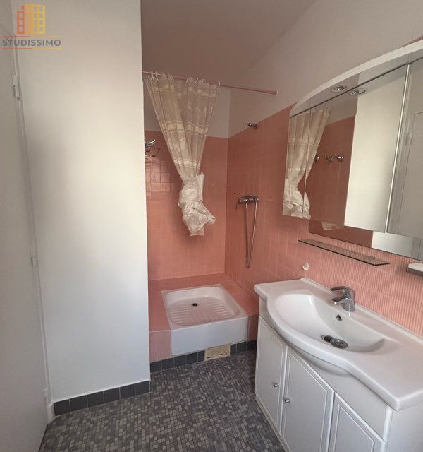 Studio 22m² Paris 17e - Balcon - Photo 7