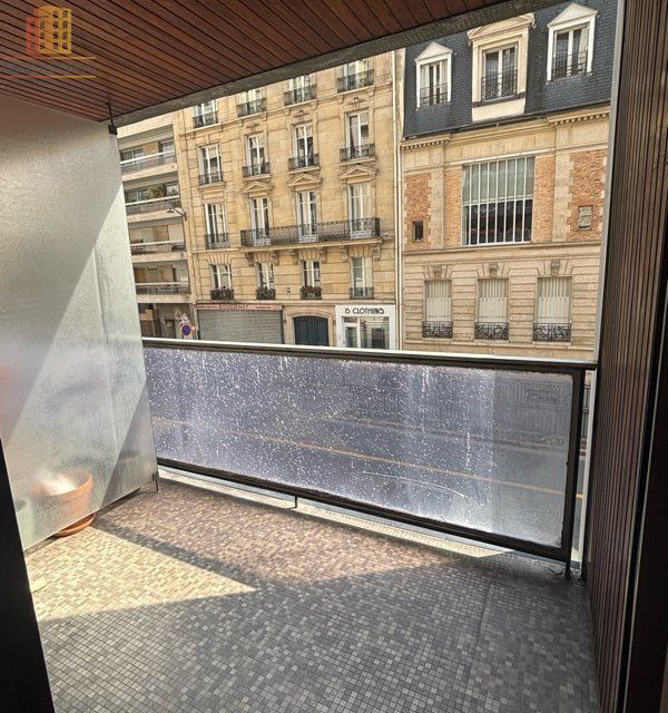 Studio 22m² Paris 17e - Balcon - Photo 2