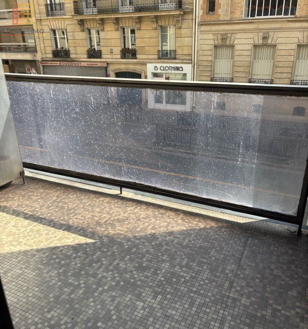 Studio 22m² Paris 17e - Balcon - Photo 4