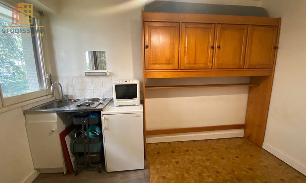 Chambre de bonne 9m² Paris 20e - Photo 2