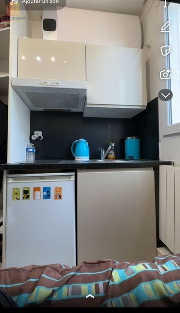 Appartement 9m² Paris 10e - Ascenseur, wc et douche privatifs - Photo 2