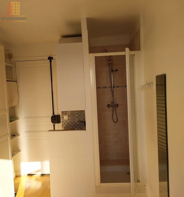 Studette meublée 9m² Paris 13e Square Arago - Dernier étage - Photo 2