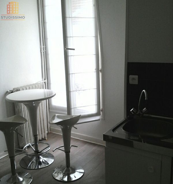 Studio 12m² Paris 15e Commerce - Fonctionnel, vue dégagée - Photo 2