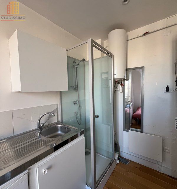 Studette 8m² Paris 15e - Très bon état - Photo 1