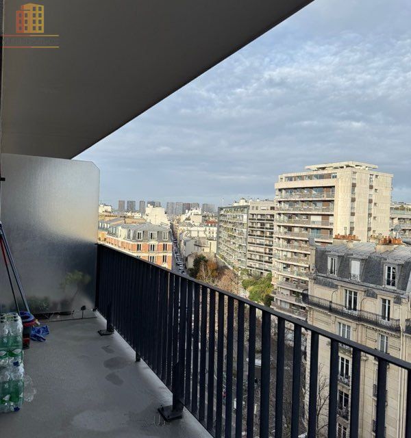 T1 29m² Paris 15e - Étage élevé, balcon filant - Photo 1