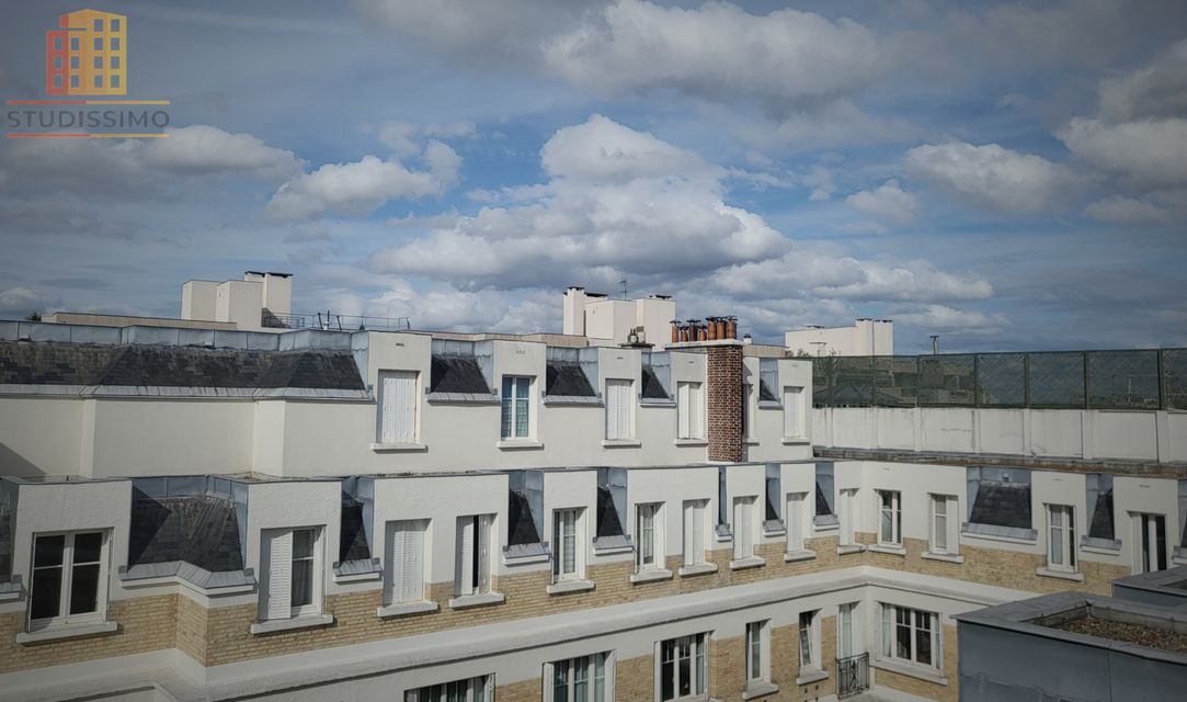 Chambre de bonne 8m² Paris 16e - Photo 1