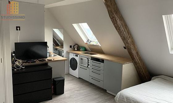 Studio 24m² Paris 9e Folies Bergère - Photo 2