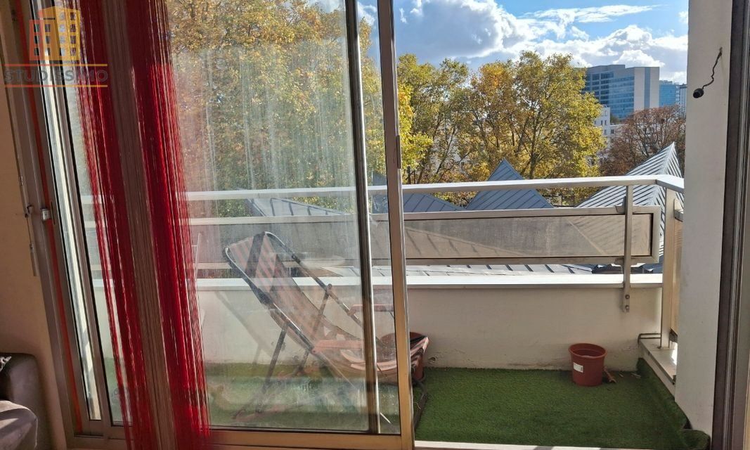 Appartement 31m² Courbevoie - Plein sud, balcon calme - Photo 8