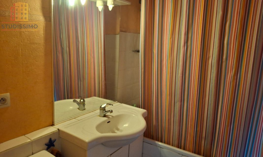 Appartement 31m² Courbevoie - Plein sud, balcon calme - Photo 3