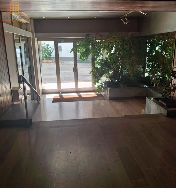 Appartement 31m² Courbevoie - Plein sud, balcon calme - Photo 5