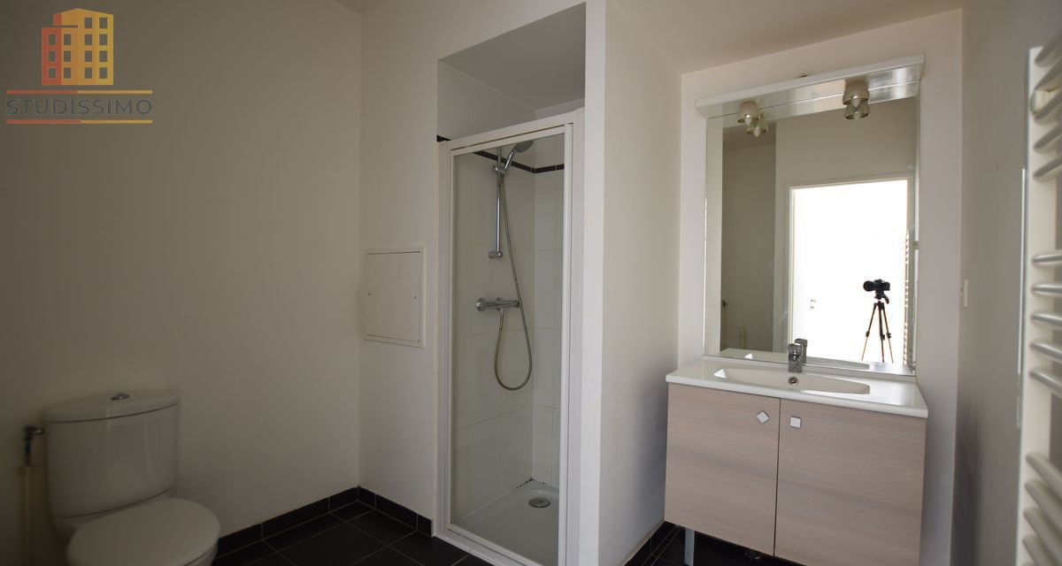 Studio 33m² Saint-Ouen-sur-Seine - Photo 2