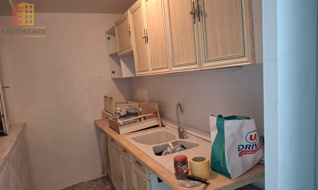 Appartement 24m² Stains - Entièrement rénové, parking et cave - Photo 1