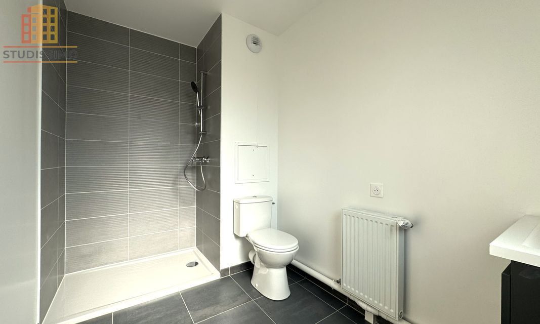 Studio 31m² Le Plessis-Trévise - Très lumineux, dernier étage - Photo 3