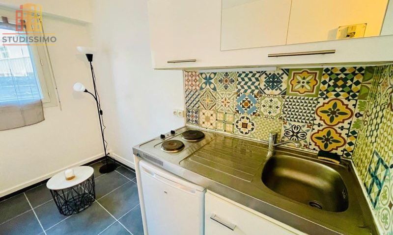 Studette 11m² Marly-le-Roi - Refait à neuf - Photo 2