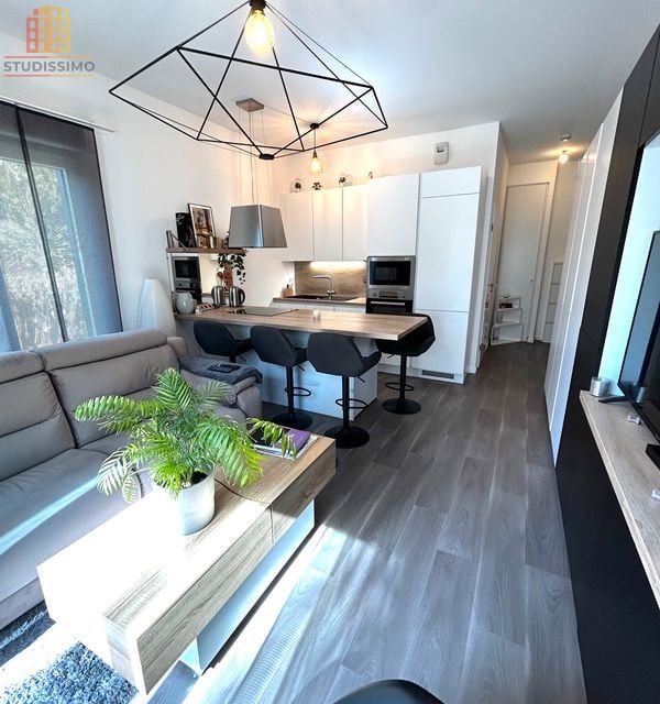 Studio  Grand 30m² Plaisir - Terrasse, parking privatif - Photo 1