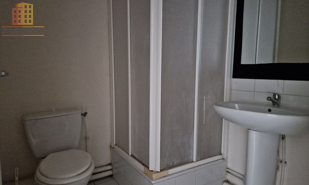 Studio 25m² Plaisir Sablons - Photo 1