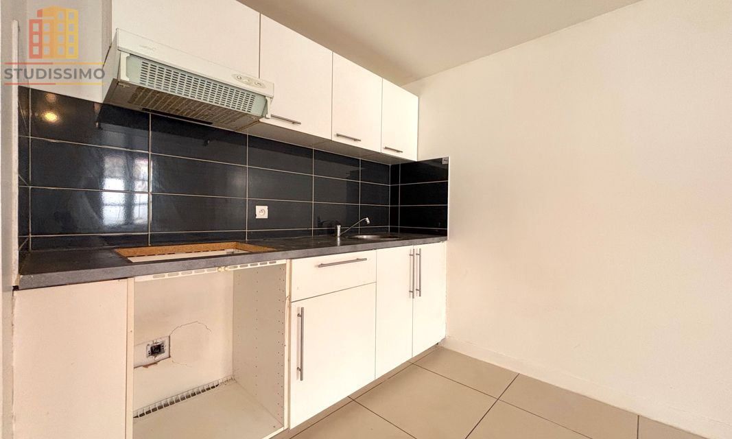 Studio 27m² Corbeil-Essonnes - Photo 5