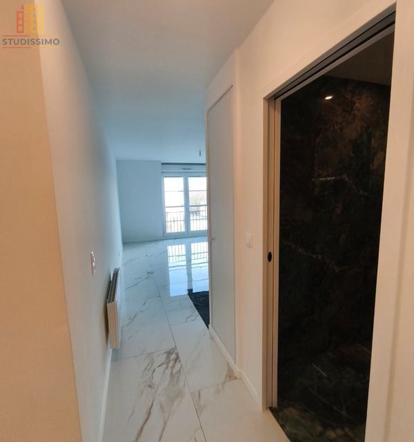 Studio 30m² Vauréal - Refait à neuf, dernier étage avec ascenseur - Photo 17