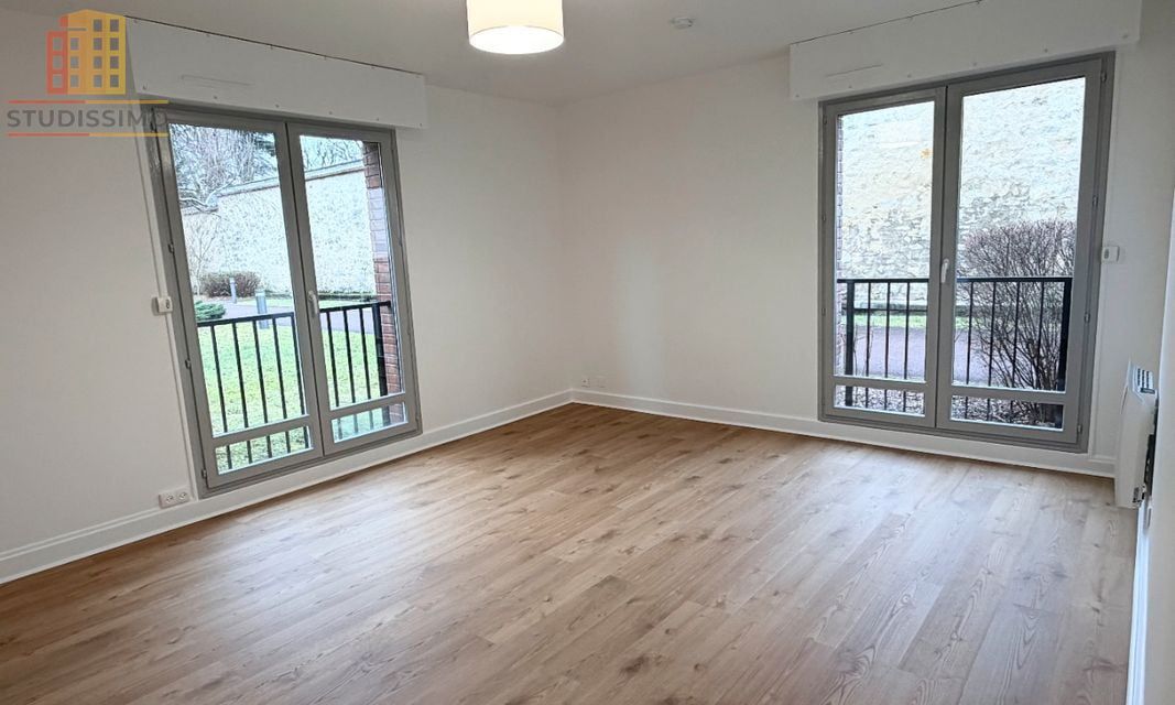 F1 34m² Fontainebleau quartier Château - Grand, avec box - Photo 6