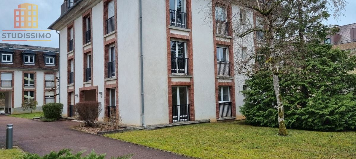 F1 34m² Fontainebleau quartier Château - Grand, avec box - Photo 1