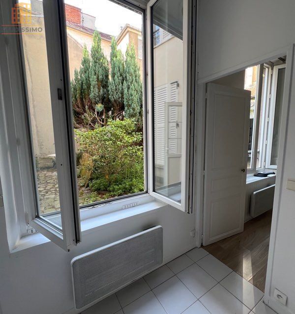 Appartement 28m² Fontainebleau centre - F1, emplacement central - Photo 1