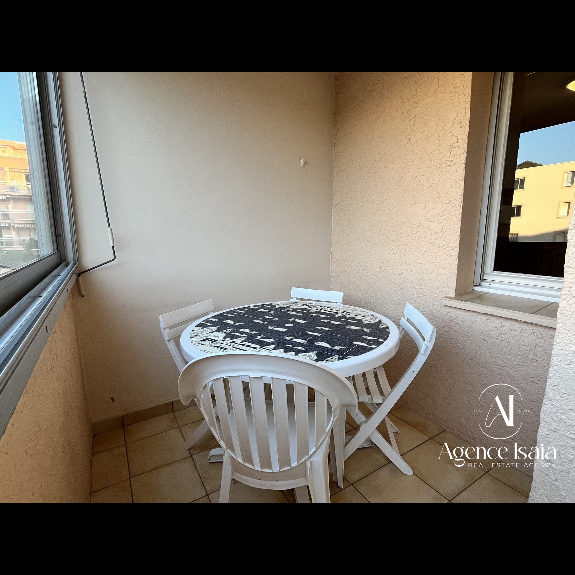 T2 à la Favière avec parking - Photo 12