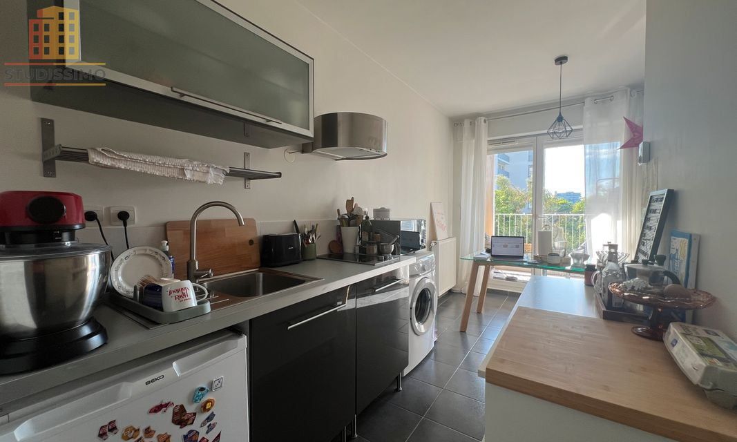 T1 28m² Lyon 8e - Loggia - Photo 2