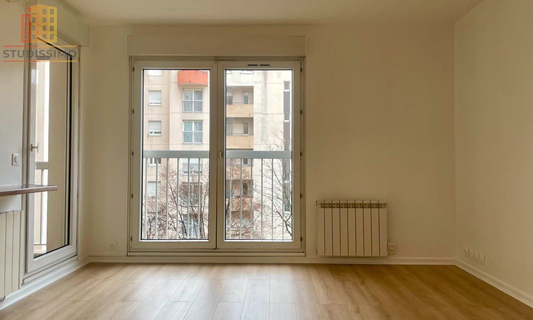 Studio 35m² Lyon 6 - Balcon, cave - Photo 5