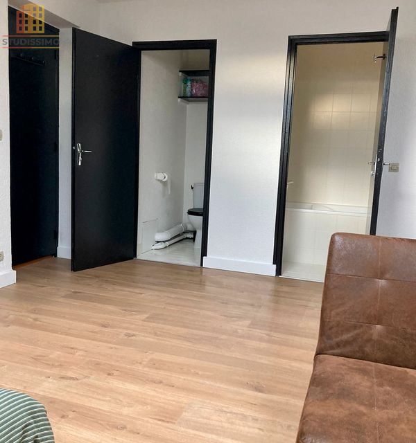 Studio 33m² Villeurbanne Charpennes - Rénové, dernier étage - Photo 3