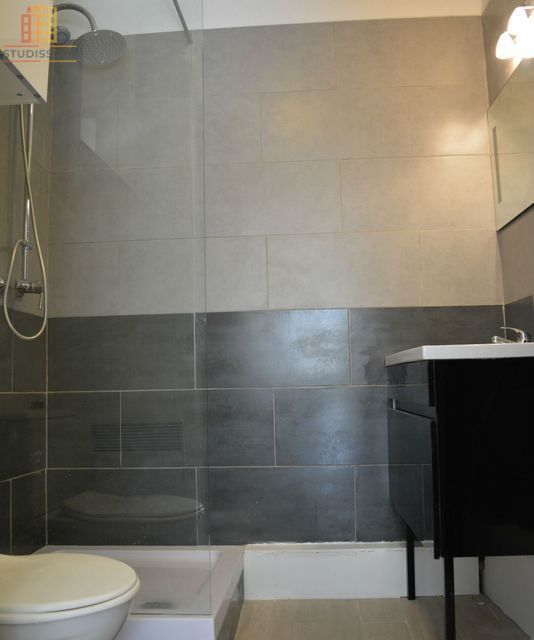 Studio meublé 20m² Marseille 5e - Refait à neuf, résidence sécurisée - Photo 1