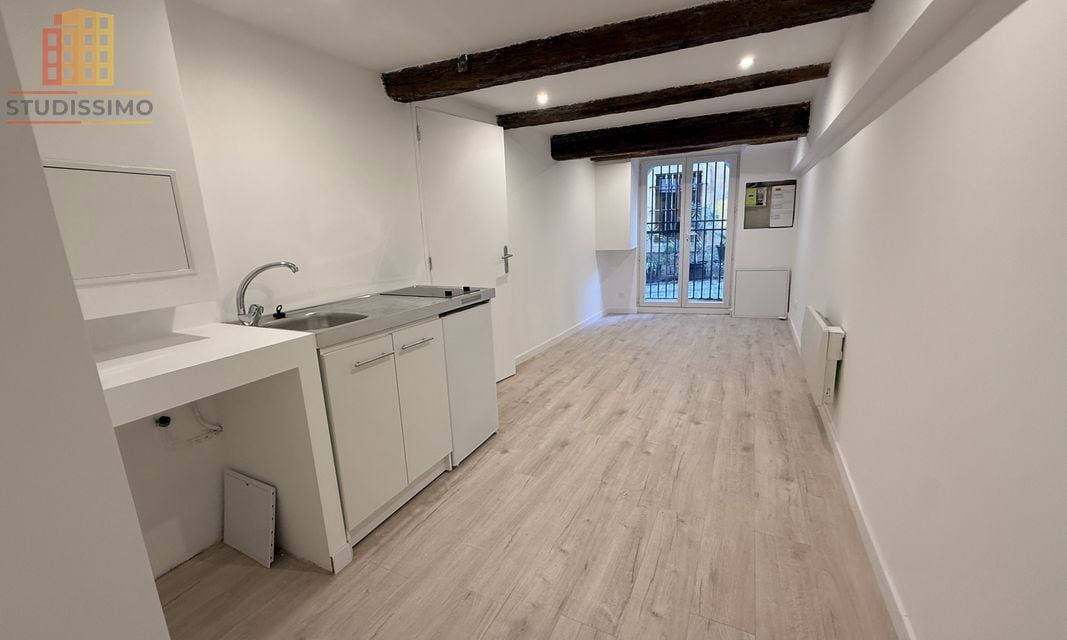 T1 25m² Marseille 2e Panier - Refait à neuf, rez-de-chaussée - Photo 1