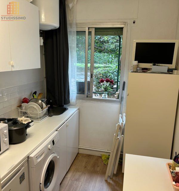 Studette 9m² Marseille 8e - Photo 1