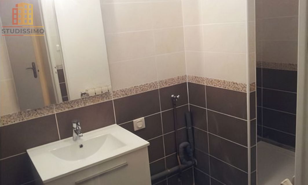 T1 24m² Aubagne - Terrasse 8m², dernier étage - Photo 1