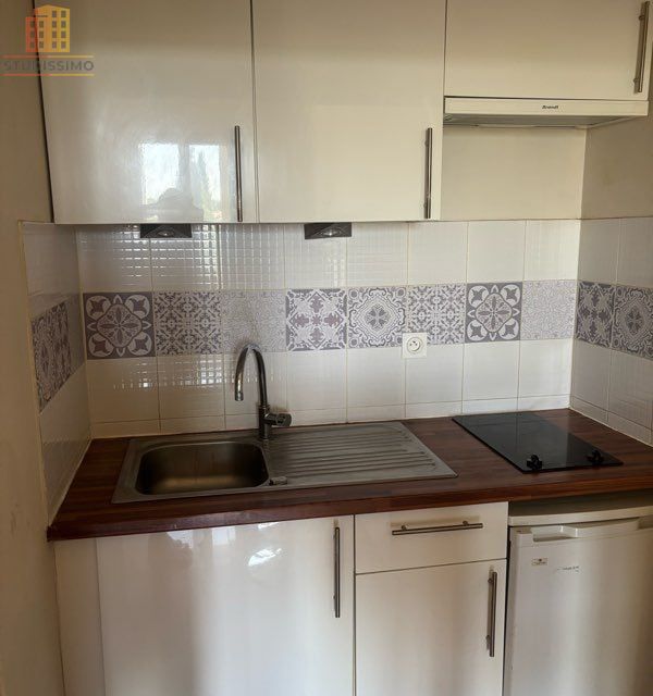 Studio 27m² Saint-Rémy-de-Provence - Photo 2